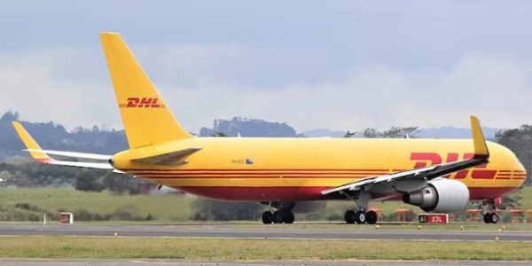 DHL amplia uso do modal aéreo na distribuição de peças da Ford no Brasil